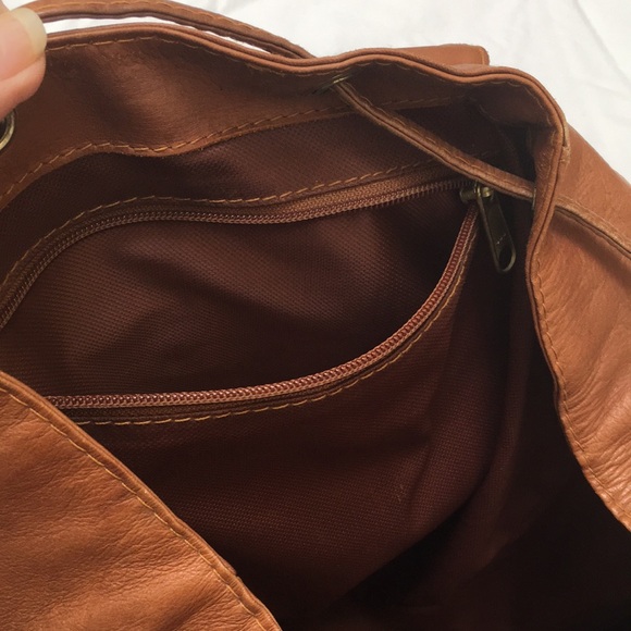 Unisex Leather Backpack - Picture 10 of 16